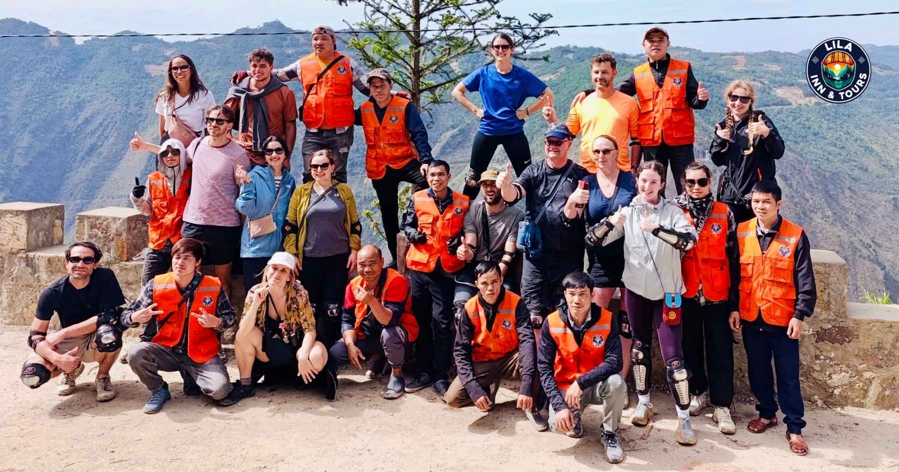 Lila team ha giang loop tour