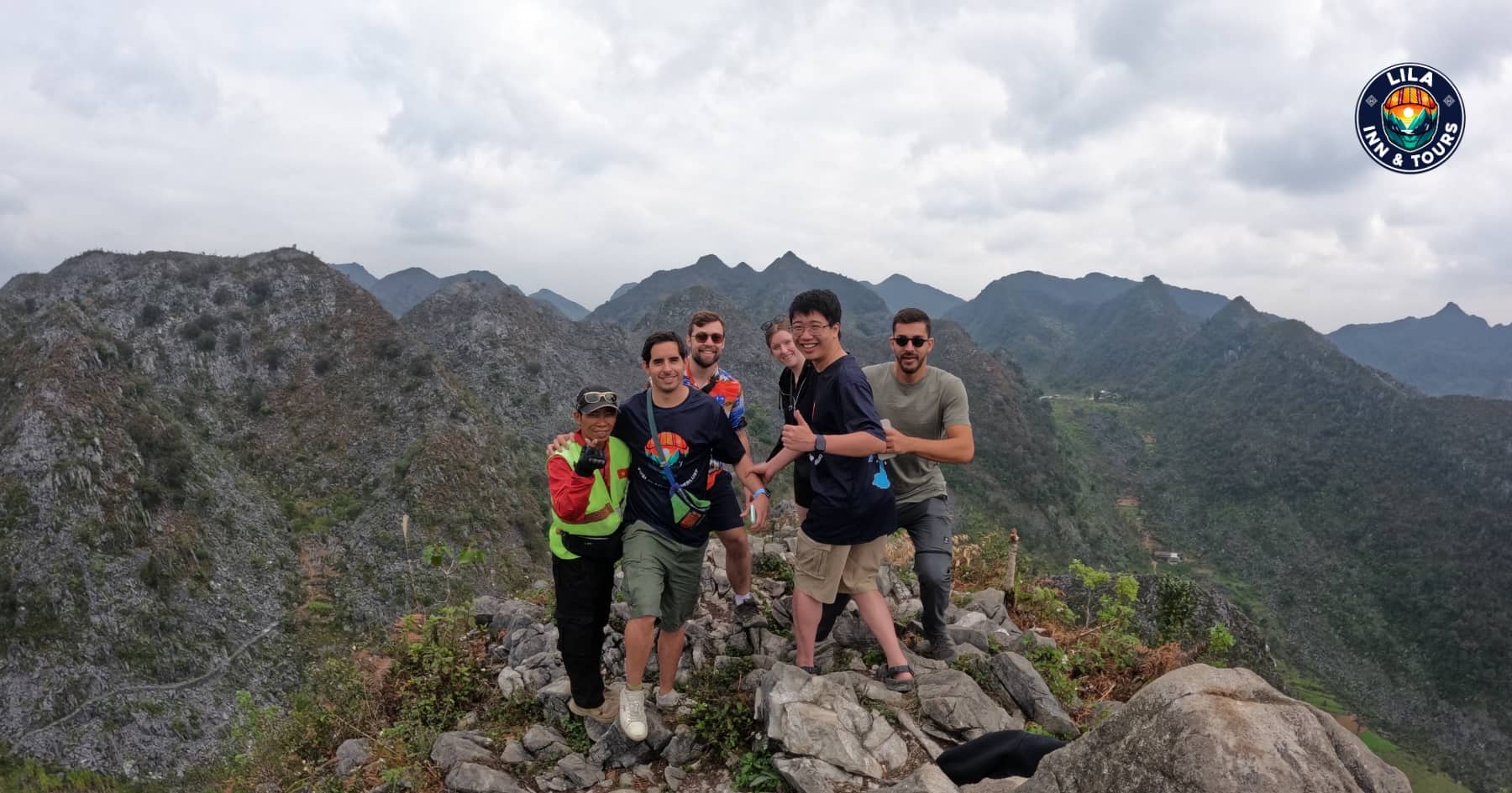 Ma Pi Leng Pass Hunting Cloud