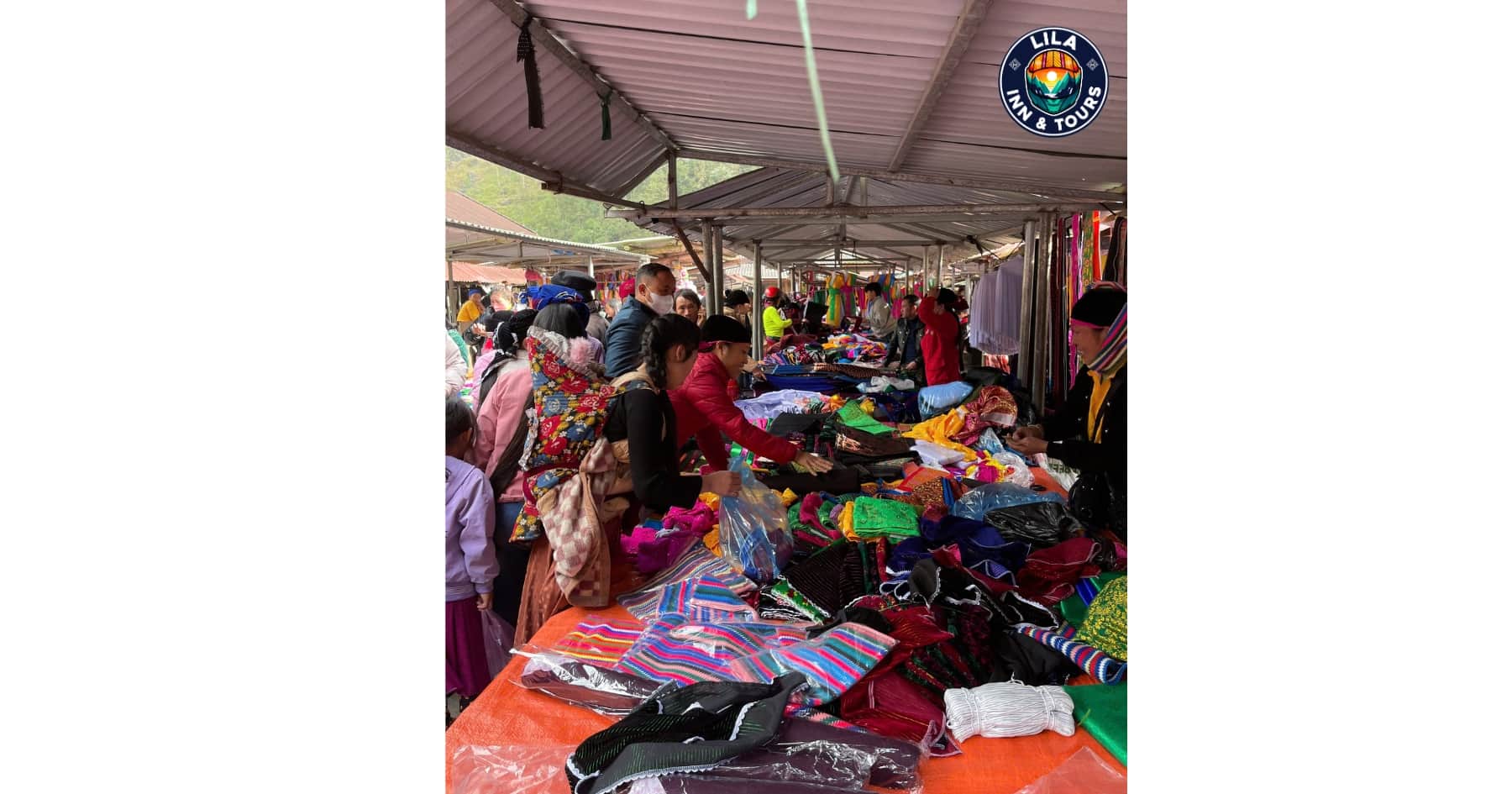 Souvenir shopping at the local market near the H’Mong King Palace.