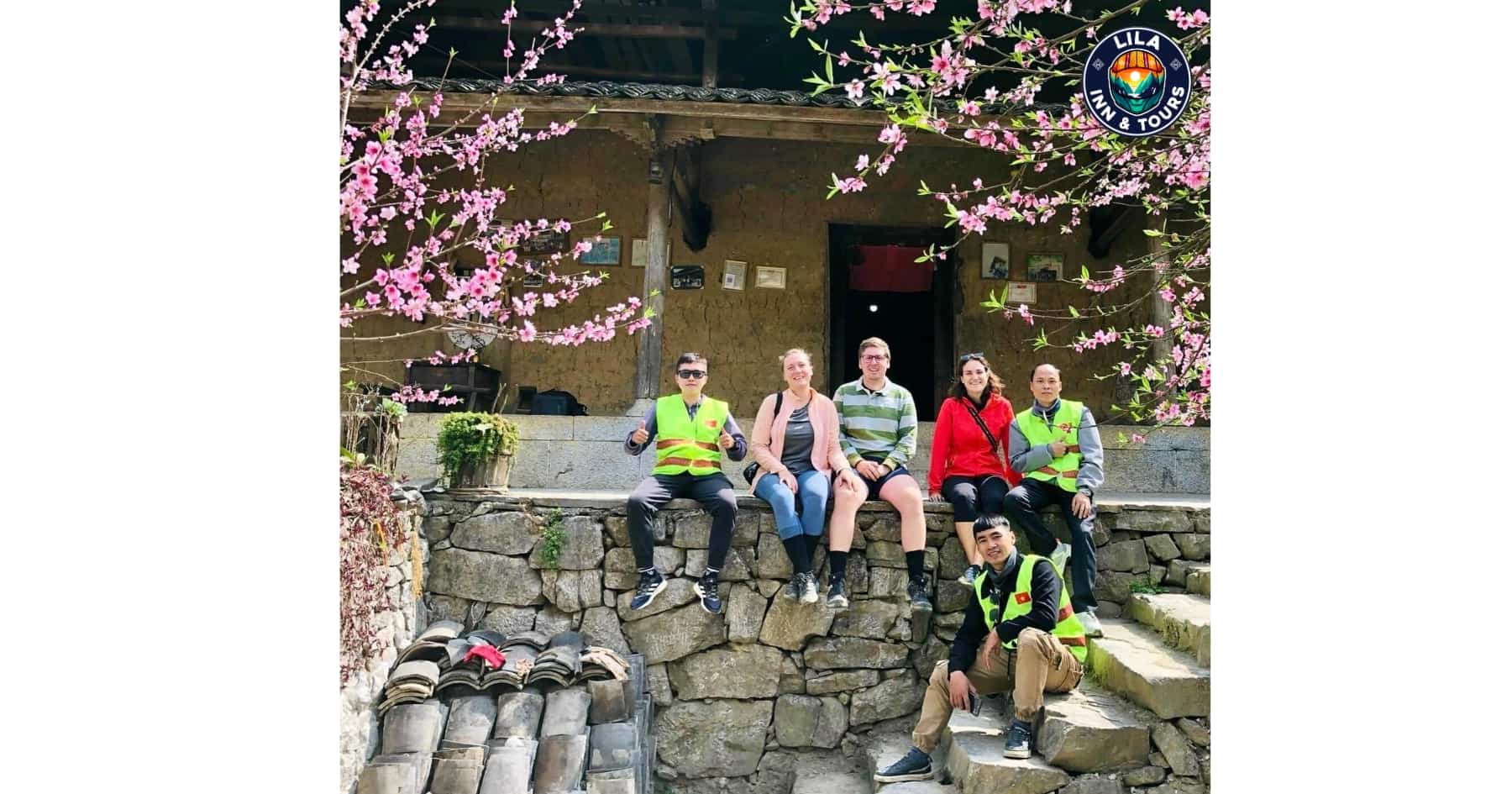 Lao Xa Village take photo