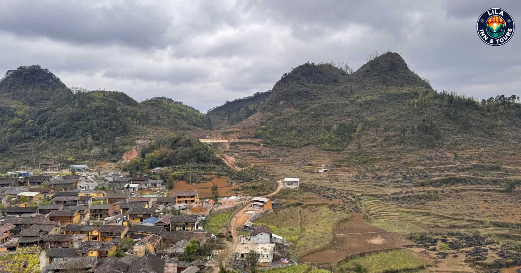 Lo Lo Village
